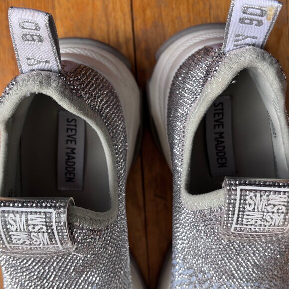 Steve Madden Mythical Slip-On Sneakers - Size 6.5 - Picture 3 of 13